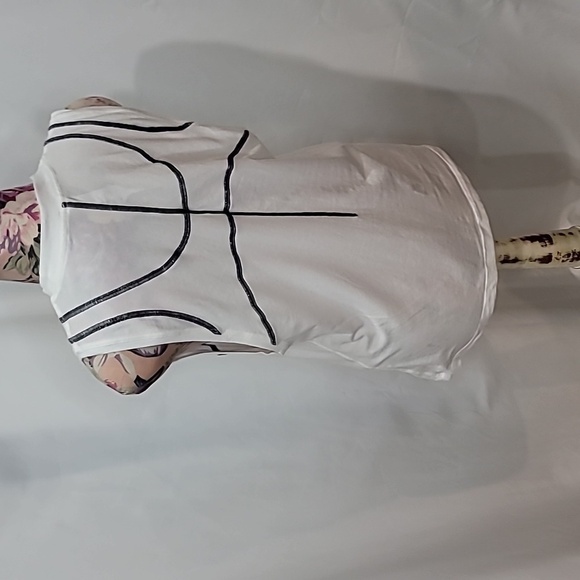 NWOT LULULEMON Tank Performance - Picture 3 of 5